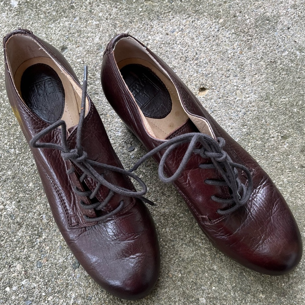 Frye Stella Oxford Shoes - Brown